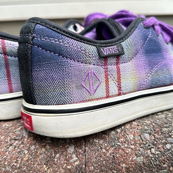Dusty Dollin Off The Wall Plaid Rare Find Vans - Picture 9 of 10